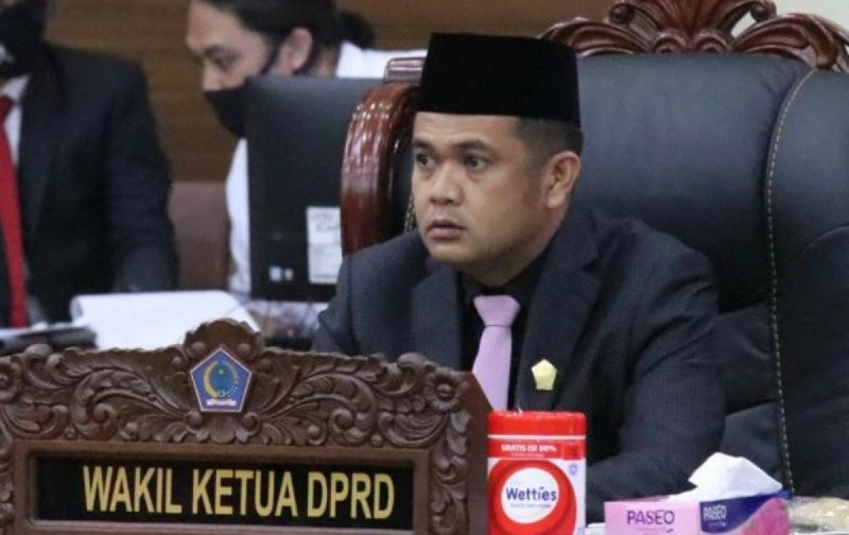 Lengser dari Jabatan Ketua  Harian Golkar Sulut, JAK ‘Bungkam’